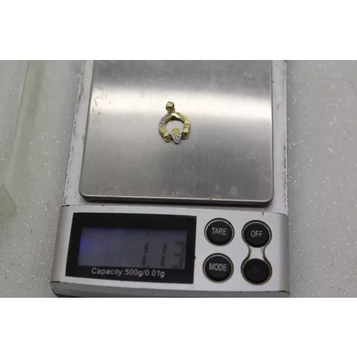 IRELAND 14k Y.G. DIAMOND CLADDAGH pendant