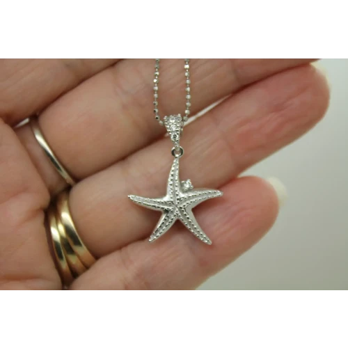 ITALY .925 S.S. WHITE CRYSTALS STARFISH pendant necklace 18