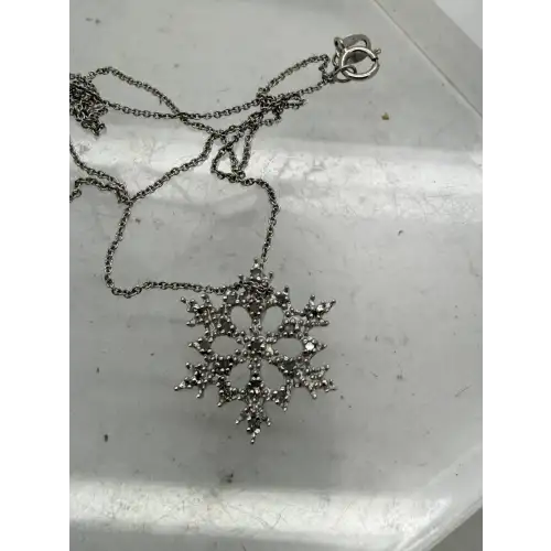 JBX .925 S.S. DIAMOND ACCENT FANCY SNOWFLAKE pend. necklace 18