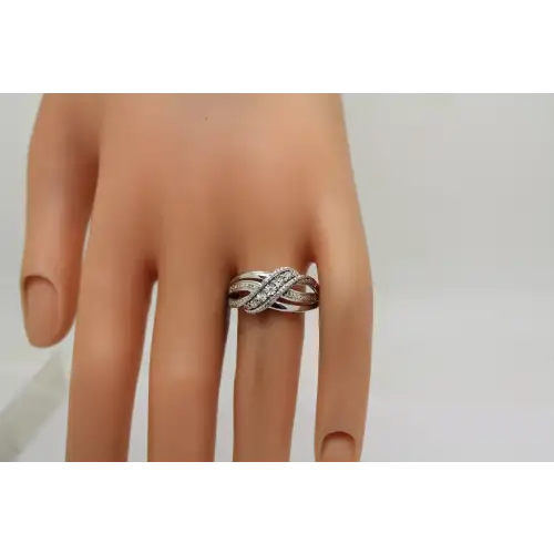 JWBR .925 S.S. DIAMOMD ACCENT WAVE CROSSOVER ring size 9.25 (2)