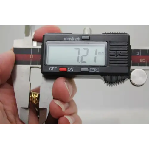 LAA TROLLBEADS 18k Y.G. LUCY KNOT CHARM #