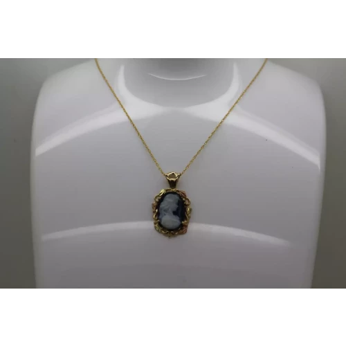 LANDSTROM'S 10k Black Hills Gold BLACK & WHITE CAMEO necklace 18