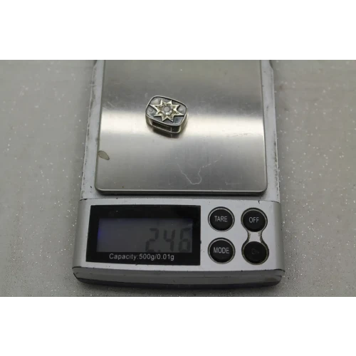 LORI BONN .925 S.S. APRIL FOOLS WHITE QUARTZ SLIDE CHARM