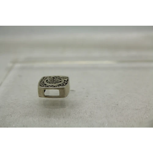 LORI BONN .925 S.S. INITIAL 