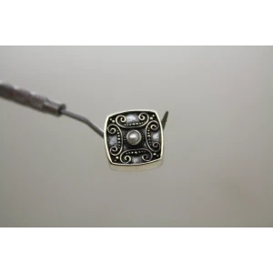 LORI BONN .925 S.S. LITTLE PEARL OF WISDOM SLIDE CHARM