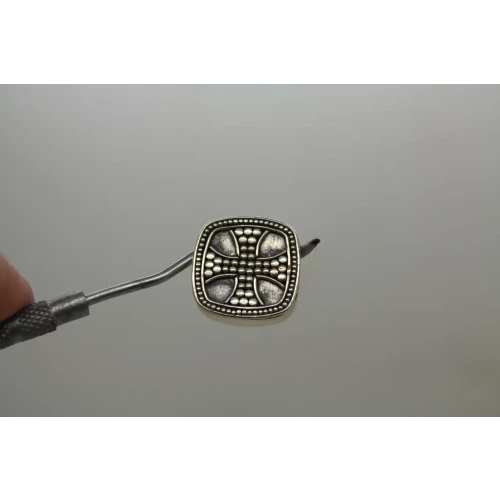 LORI BONN .925 S.S. MALTESE CROSS SQUARE SLIDE CHARM