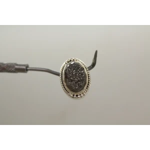 LORI BONN .925 S.S. PUTTING ON THE GLITZ HEMATITE OVAL SLIDE CHARM