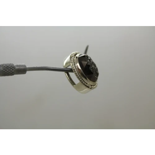 LORI BONN .925 S.S. PUTTING ON THE GLITZ HEMATITE OVAL SLIDE CHARM