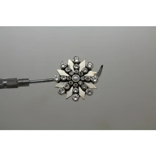 LORI BONN .925 S.S. WHITE QUARTZ PEARL SNOWFLAKE SLIDE CHARM