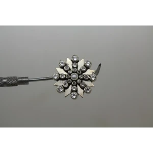 LORI BONN .925 S.S. WHITE QUARTZ PEARL SNOWFLAKE SLIDE CHARM
