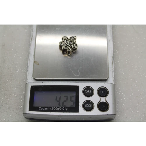LORI BONN .925 S.S.S FLEUR-DE-LIS CHARM