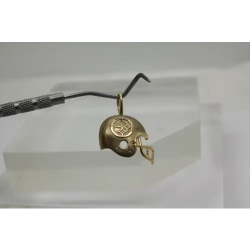 MICHAEL ANTHONY 14k Y.G. PITTSBURGH STEELERS HELMET pendant #