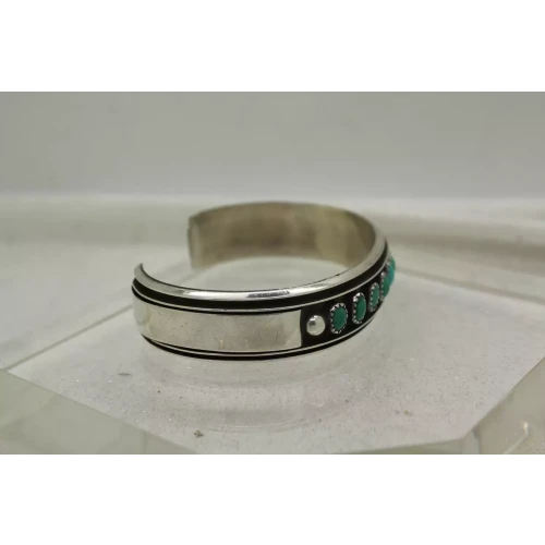 MJ MARCELLA JAMES NAVAJO .925 S.S. TURQUOISE SHADOWBOX cuff