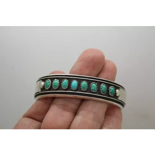 MJ MARCELLA JAMES NAVAJO .925 S.S. TURQUOISE SHADOWBOX cuff