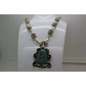 NATIVE AMERICAN  .925 FLUTED SAUCER, MELON BENCH BEAD TURQUOISE 