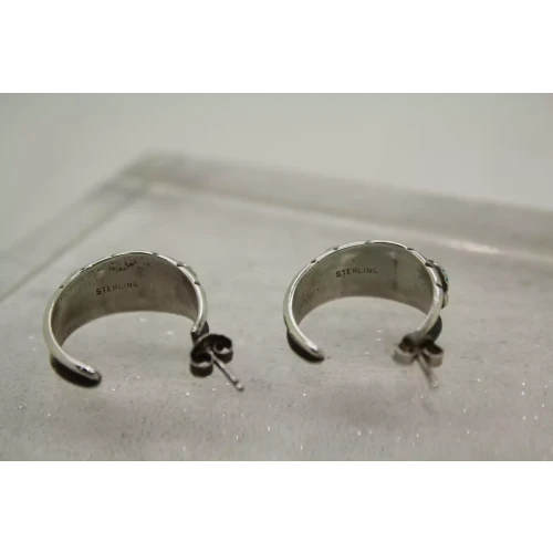 NATIVE AMERICAN .925 S.S. TURQUOISE HOOP DESIGN earrings