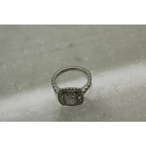 NEIL LANE 14k W.G. 1.00cttw CUSHION DIAMOND DOUBLE HALO size 4