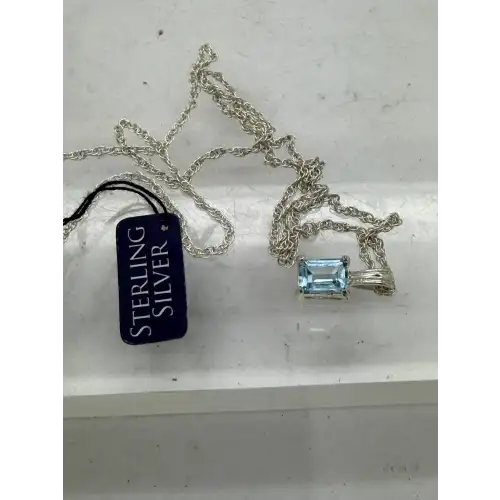 NWT .925 S.S. Emerald Cut BLUE TOPAZ pendant necklace 18