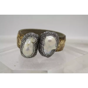 OSTRICH LEATHER .925 S.S. BAROQUE PEARLS, MARCASITE, CRYSTAL cuff