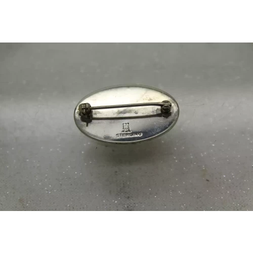 Retired JAMES AVERY .925 S.S. OVAL ENGRAVED BROOCH pin