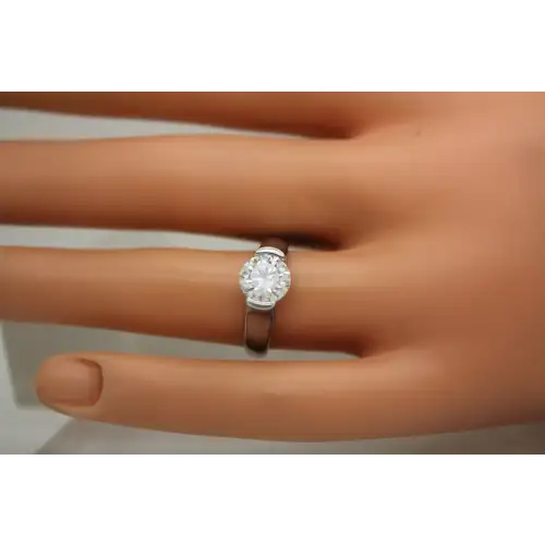 Ring (2)