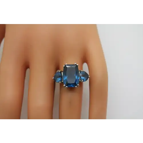 ROSS SIMOS .925 S.S. LONDON BLUE TOPAZ 3 STONE ring size 7.75 #