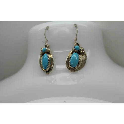 RUNNING BEAR .925 S.S. TURQUOISE FEATHER DESIGN DANGLE earrings