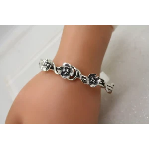 SHERRY TINSMAN .925 S.S. DOGWOOD TWIST CUFF bracelet