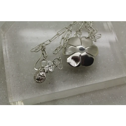 SHERRY TINSMAN .925 S.S. DOUBLE DOGWOOD PAPERCLIP necklace 17