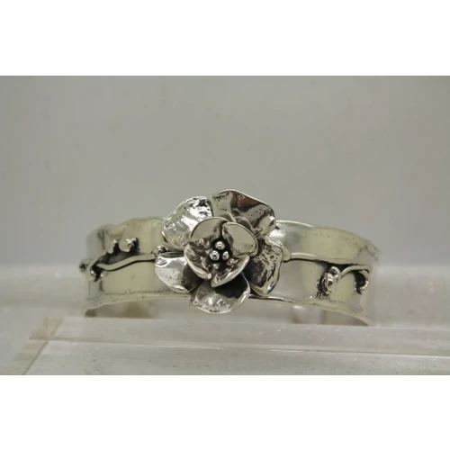 SHERRY TINSMAN .925 S.S. DOUBLE DOGWOOD WIDE CUFF bracelet