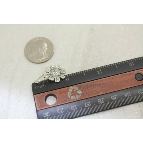 SHERRY TINSMAN .925 S.S. SUNFLOWER DANGLE earrings