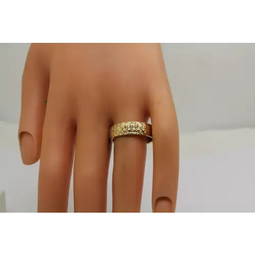 Sig. BD 14k Y.G. LASER CUT STARBURST DESIGN WEDDING band size 9.75 #