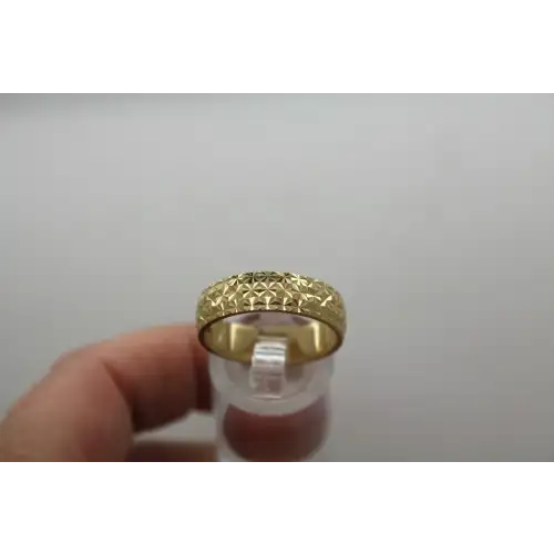 Sig. BD 14k Y.G. LASER CUT STARBURST DESIGN WEDDING band size 9.75 #