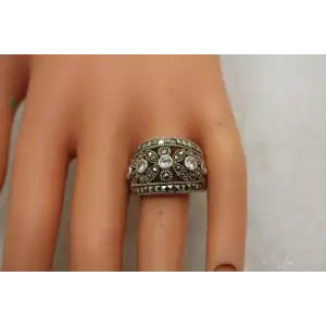 Sig. FAS .925 S.S. FILIGREE WHITE STONE & MARCASITE BAND ring size 10