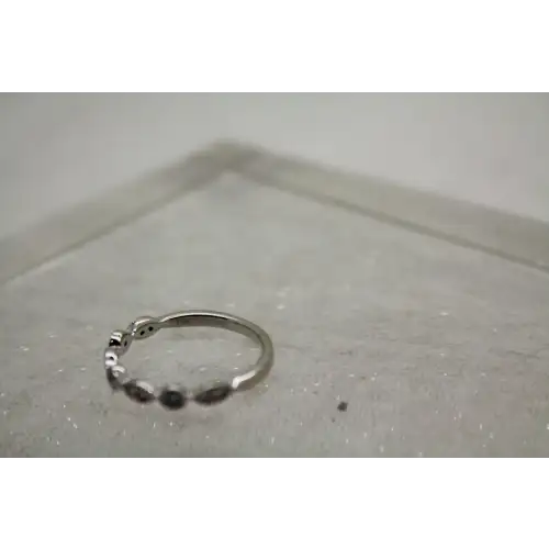 Signed 10k W.G. AQUAMARINE & DIAMOND FANCY BAND ring size 6