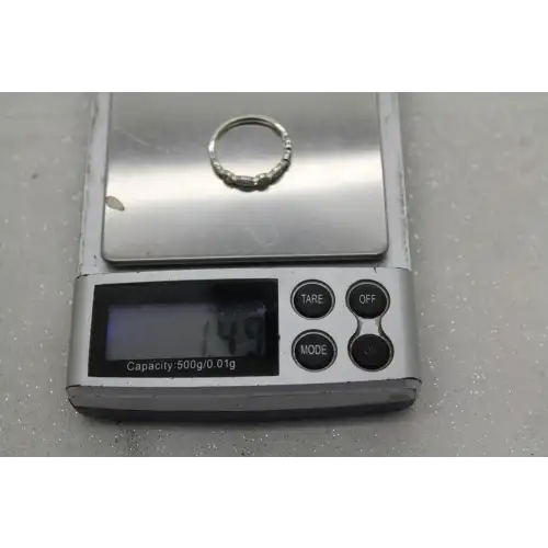 Signed 10k W.G. AQUAMARINE & DIAMOND FANCY BAND ring size 6