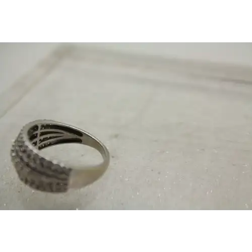 Signed 10k White Gold 1.0ctw DIAMOND 5 ROW BAND ring size 9.5