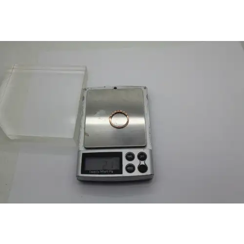 Signed 14k R.G. DIAMOND ACC. UNIQUE DESIGN BAND ring size 6.75 # (5)