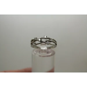 Signed 14k W.G. .18cttw DIAMOND TRIPLE BAND CROSSOVER ring size 8.5