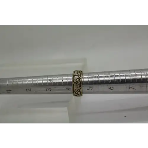 Signed .925 S.S. CELTIC SPIRAL PATTERN BEADED EDGE band size 4.5