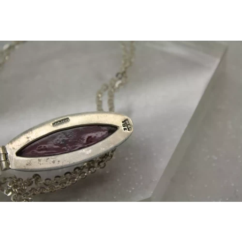 Signed .925 S.S. ELONGATED RED JASPER pendant necklace 30