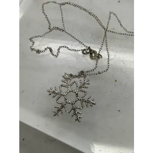 Signed .925 S.S. FROSTED OPENWORK SNOWFLAKE diamond acc. necklace 18