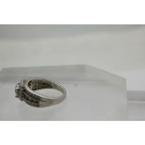 Signed .925 S.S. Heart Cut CZ w/ acc. HEART HALO ring size 8 #