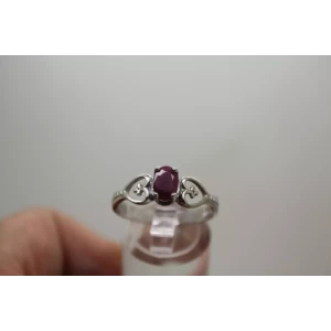 Signed .925 S.S. NATURAL RUBY HEART BAND ring size 9.75