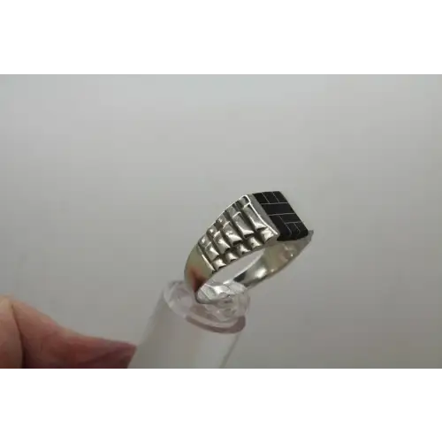 Signed .925 S.S. ONXY CHANNEL INLAY RIBBED BAND ring size 14.25 #