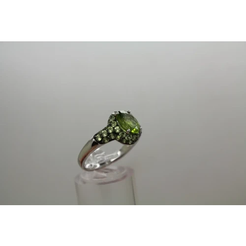 Signed .925 S.S. Oval Cut PERIDOT HALO ring size 8