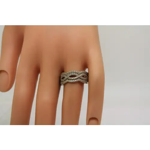 Signed .925 S.S. PAVE CZ BRAIDED & SCALLOPED DESIGN ring size 9 (2)