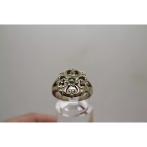 Signed CC .925 S.S. EMERALD OPEN WORK DESIGN ring size 6