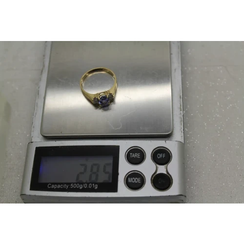 Signed CI 14k Y.G. TANZANITE & .12ctw DIAMOND ring size 6.75