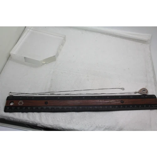 Signed CJ .925 S.S. 10k R.G. MOTION DIAMOND TEARDROP necklace (5)